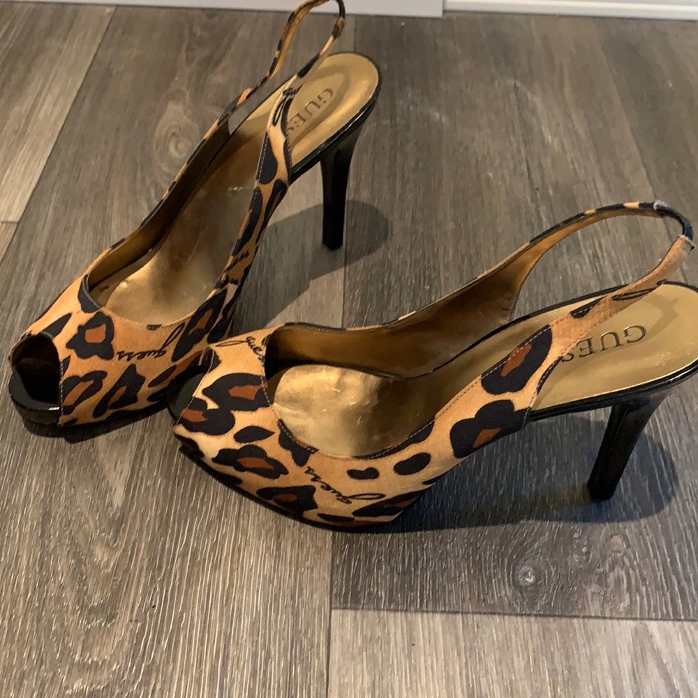Guess cheetah print peep toe heels size 9.5